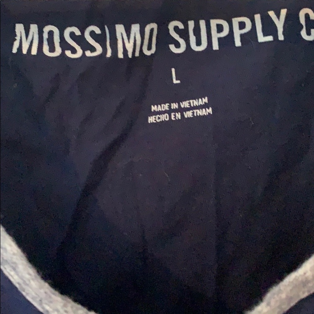 Mossimo Tank Top - Picture 3 of 3